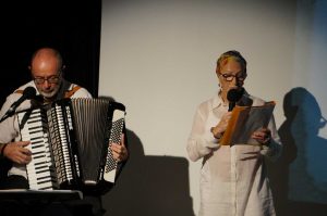 Représentation de la création "c'est le monde en feu" les mots à la bouche Saint-laurent du var