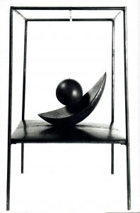 Giacometti - La boule suspendue